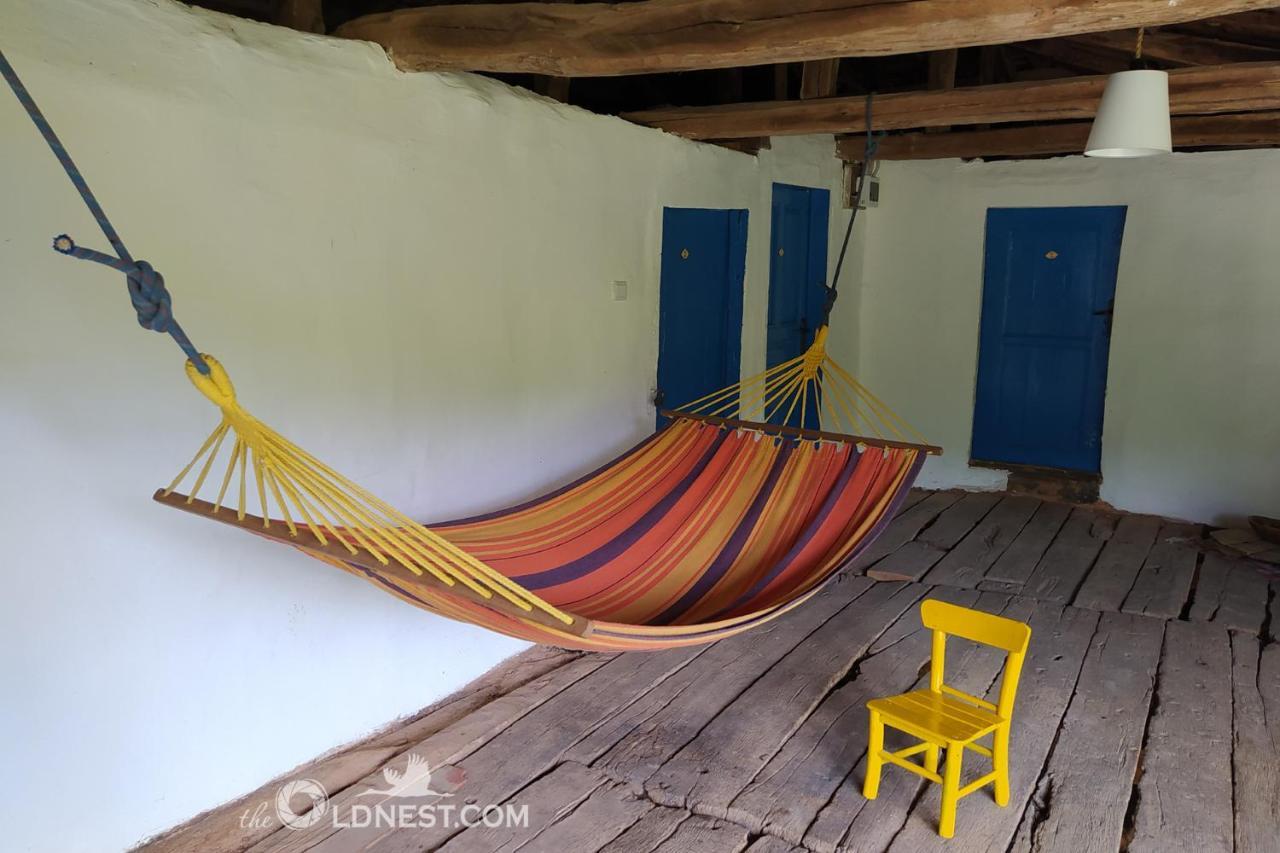 ホテル The Old Nest Madzharovo エクステリア 写真