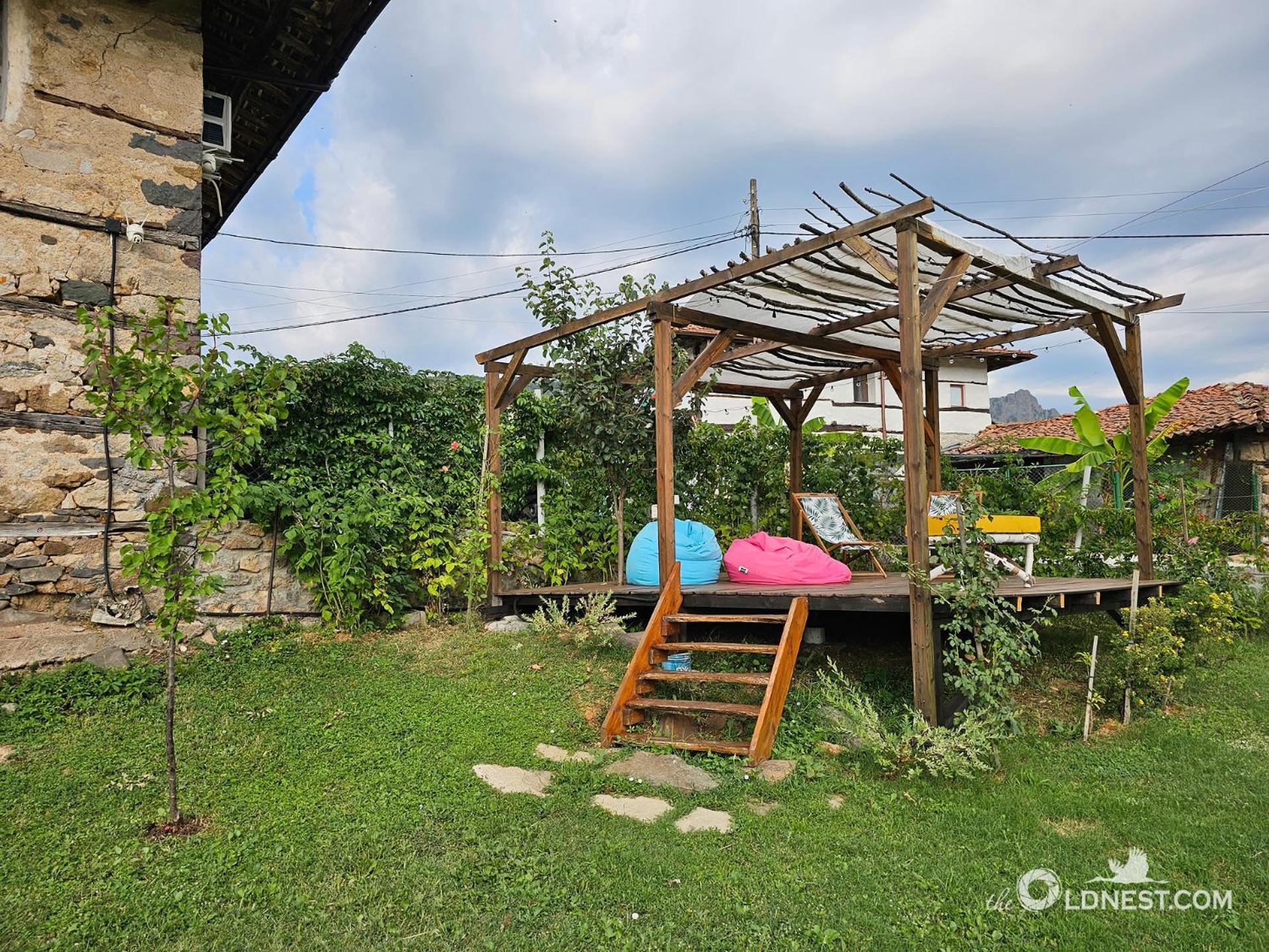 ホテル The Old Nest Madzharovo エクステリア 写真